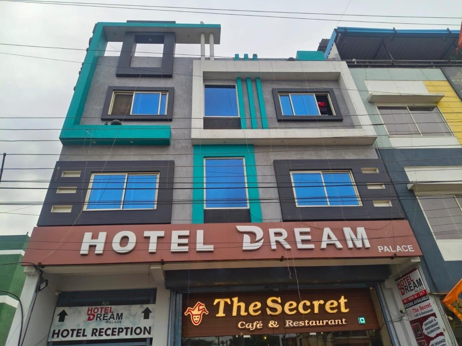Hotel O Dream Palace Indaur Exteriér fotografie